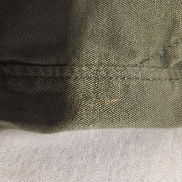 Banana Republic Olive Green Shorts - Picture 4 of 4